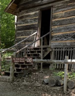 Schoolhouse from the Christy episode Echoes