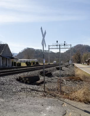 Railroad Crossing in Del Rio, TN