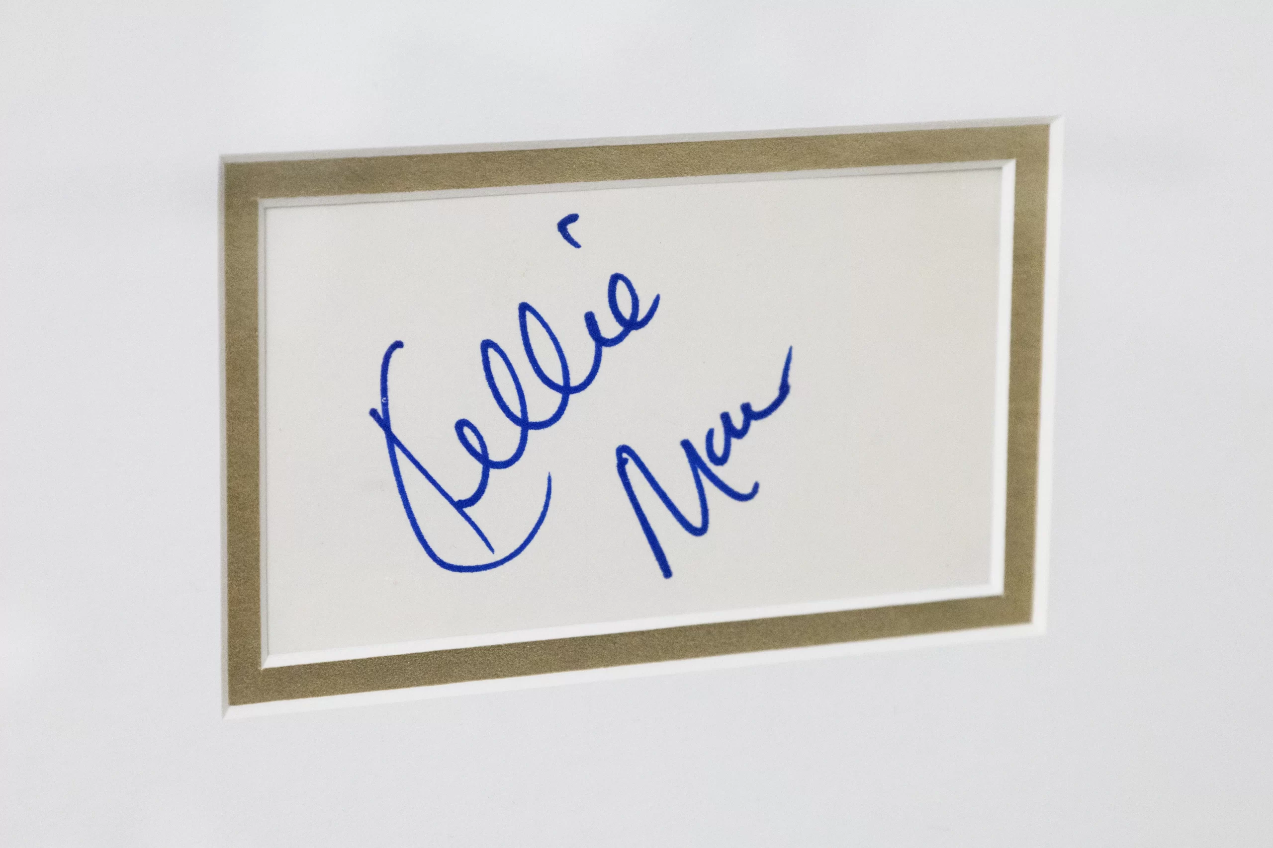 Kellie Martin autograph